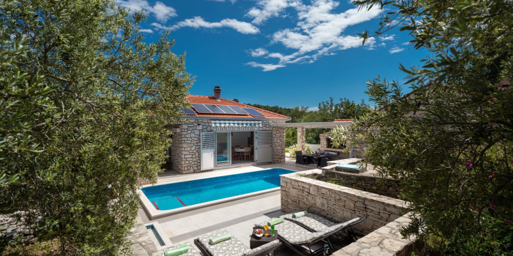 Solar Holday Home Ivona